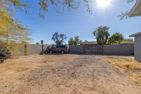 Exterior - 5302 N 22nd Ave, Phoenix, AZ 85015 photo 5 of 7