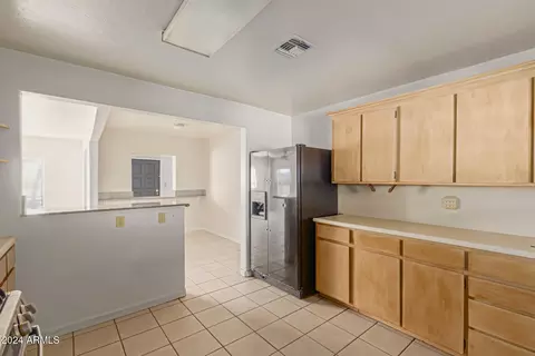 Kitchen - 5302 N 22nd Ave, Phoenix, AZ 85015 photo 3 of 4
