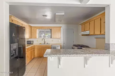 Kitchen - 5302 N 22nd Ave, Phoenix, AZ 85015 photo 1 of 4