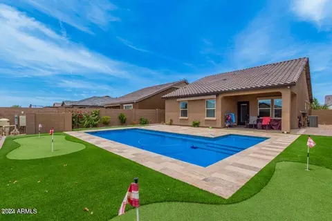409 W Mammoth Cave Dr, San Tan Valley, AZ 85140