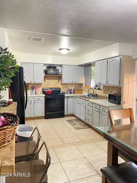 3602 N 49th Dr, Phoenix, AZ 85031 photo 14