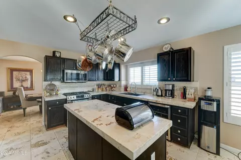 Kitchen - 3444 E Melody Dr, Phoenix, AZ 85042 photo 4 of 4