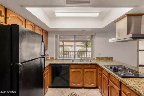 1626 E Garnet Ave, Mesa, AZ 85204 photo 2