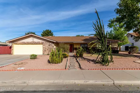 1626 E Garnet Ave, Mesa, AZ 85204 photo 1