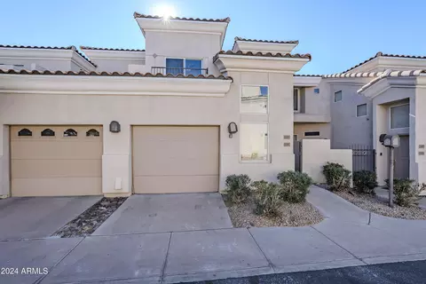 1747 E Northern Ave #218, Phoenix, AZ 85020