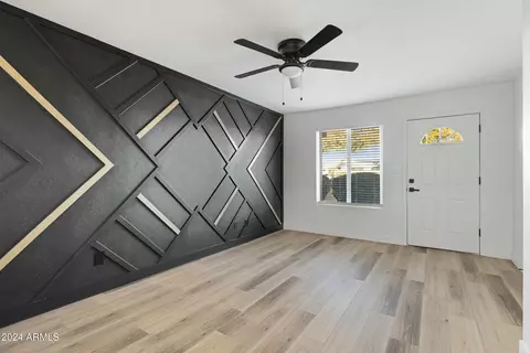 2443 E Tracy Ln E #4, Phoenix, AZ 85032 photo 4
