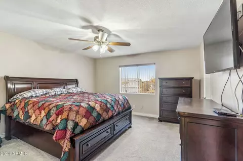 Bedroom - 1045 E Cloud Rd, Phoenix, AZ 85086 photo 3 of 8