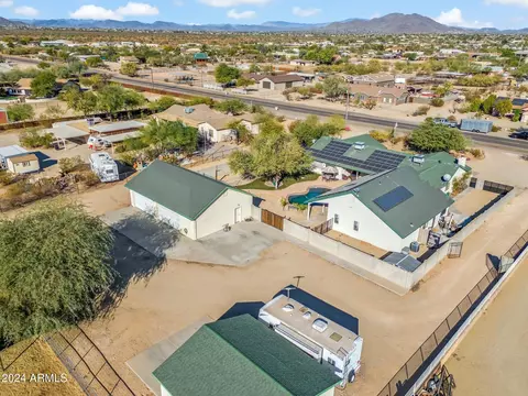 View/Area - 1045 E Cloud Rd, Phoenix, AZ 85086 photo 1 of 5