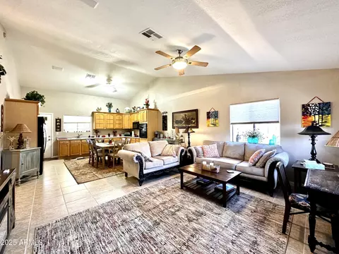 Living - 1045 E Cloud Rd, Phoenix, AZ 85086 photo 3 of 4