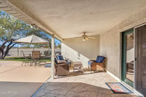 Exterior - 1045 E Cloud Rd, Phoenix, AZ 85086 photo 4 of 10