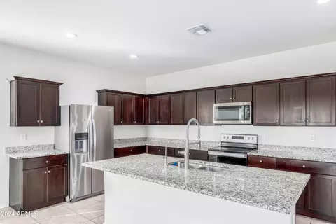 4725 W Orange Ave, Coolidge, AZ 85128