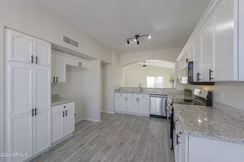 1225 E Redfield Rd, Phoenix, AZ 85022 photo 10
