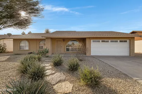 5431 W Orchid Ln, Glendale, AZ 85302