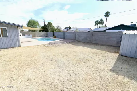Exterior - 1915 E Palmcroft Dr, Tempe, AZ 85282 photo 3 of 4