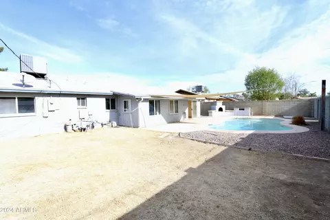 Exterior - 1915 E Palmcroft Dr, Tempe, AZ 85282 photo 4 of 4
