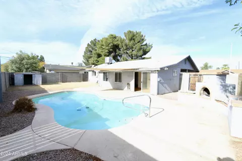 Exterior - 1915 E Palmcroft Dr, Tempe, AZ 85282 photo 2 of 4