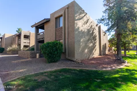 3825 E Camelback Rd #109, Phoenix, AZ 85018