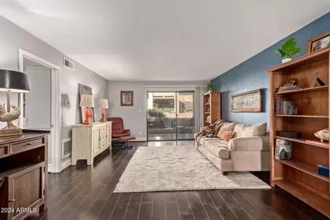 3825 E Camelback Rd #109, Phoenix, AZ 85018 photo 8