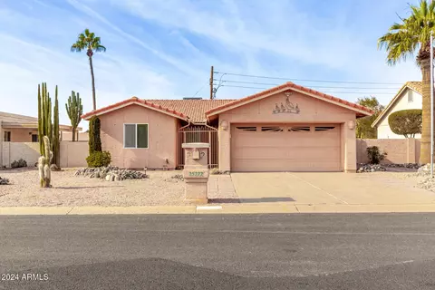 25222 S Pinewood Dr, Sun Lakes, AZ 85248