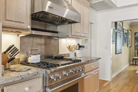 Kitchen - 14 E 14th St, Tempe, AZ 85281 photo 6 of 6