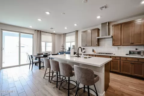 5548 S Granite St, Gilbert, AZ 85298 photo 4