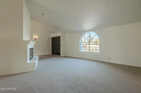 669 E Linda Ln, Gilbert, AZ 85234 photo 10
