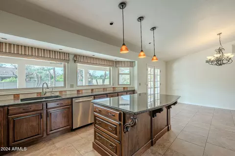 669 E Linda Ln, Gilbert, AZ 85234 photo 14