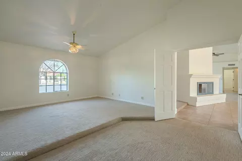 669 E Linda Ln, Gilbert, AZ 85234 photo 22