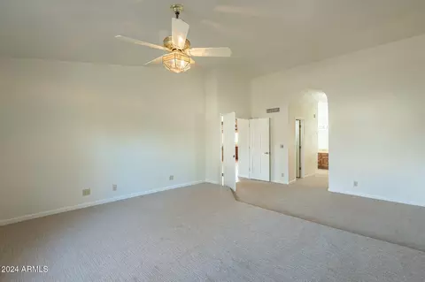 669 E Linda Ln, Gilbert, AZ 85234 photo 23