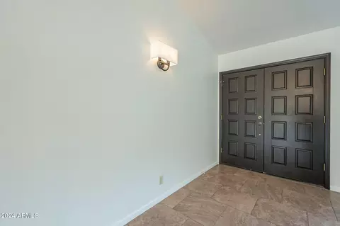669 E Linda Ln, Gilbert, AZ 85234 photo 6