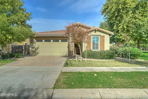 4308 E Mesquite St, Gilbert, AZ 85296