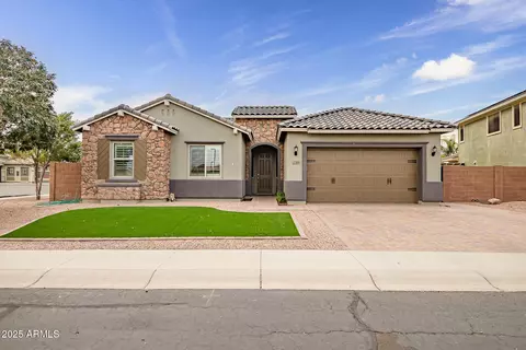 2749 E Pearl St, Mesa, AZ 85213