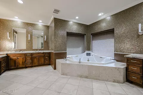 Bath - 3702 E Brown Rd, Mesa, AZ 85205 photo 15 of 31