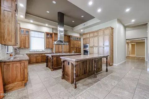 Kitchen - 3702 E Brown Rd, Mesa, AZ 85205 photo 8 of 11