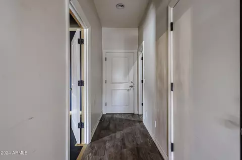Entry Way - 3702 E Brown Rd, Mesa, AZ 85205 photo 6 of 8