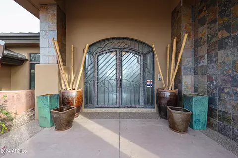 Entry Way - 3702 E Brown Rd, Mesa, AZ 85205 photo 2 of 8
