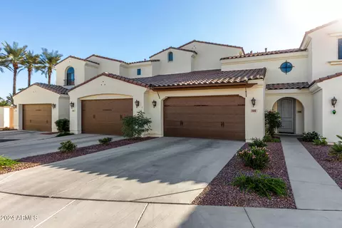 14200 W Village Pkwy #106, Litchfield Park, AZ 85340