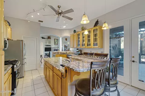 Kitchen - 608 Elk Ridge Dr, Payson, AZ 85541 photo 6 of 9