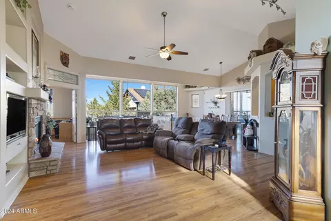 Living - 608 Elk Ridge Dr, Payson, AZ 85541 photo 1 of 3
