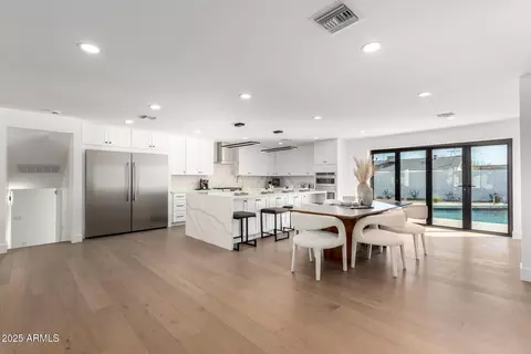 8531 E San Miguel Ave, Scottsdale, AZ 85250
