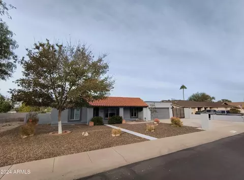 2626 E Vista Dr, Phoenix, AZ 85032