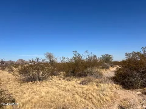 54802 W Barnes Rd #E, Maricopa, AZ 85139