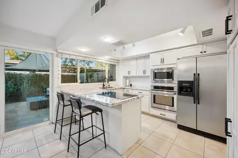 1611 E Baker Dr, Tempe, AZ 85282 photo 4