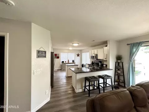 2526 W Big Oak St, Phoenix, AZ 85085 photo 11
