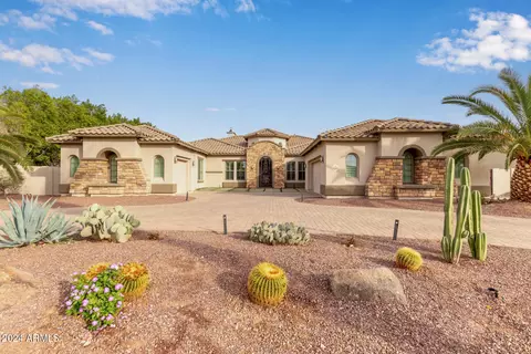4599 N Village Pkwy, Litchfield Park, AZ 85340
