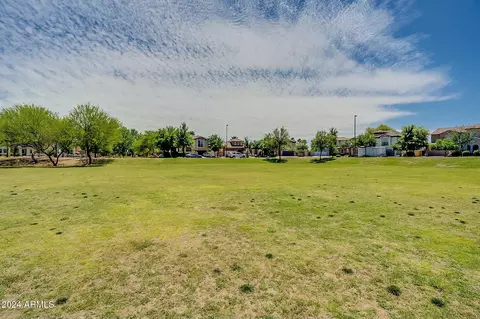 Exterior - 4728 E Waterman St #101, Gilbert, AZ 85297 photo 16 of 19