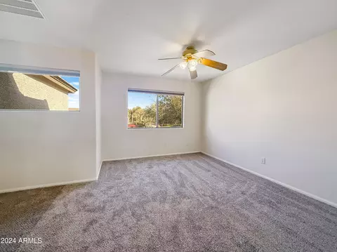 3805 E Irma Ln, Phoenix, AZ 85050 photo 6