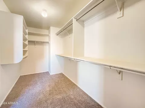 3805 E Irma Ln, Phoenix, AZ 85050 photo 12
