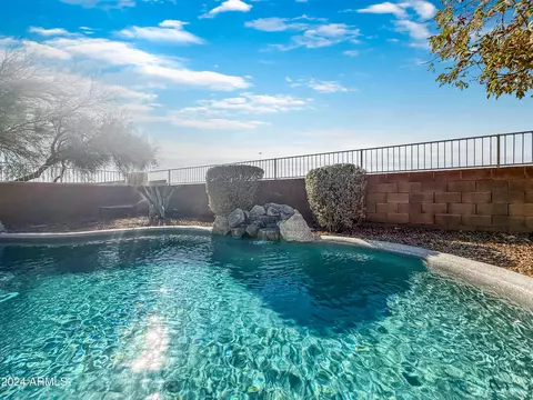 3805 E Irma Ln, Phoenix, AZ 85050 photo 13