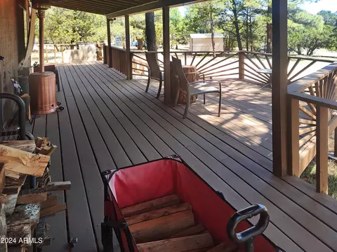 3326 Apache Dr, Overgaard, AZ 85933 photo 6